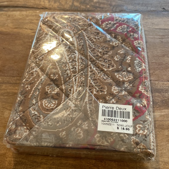 Pierre Deux fabric journal - Picture 4 of 6